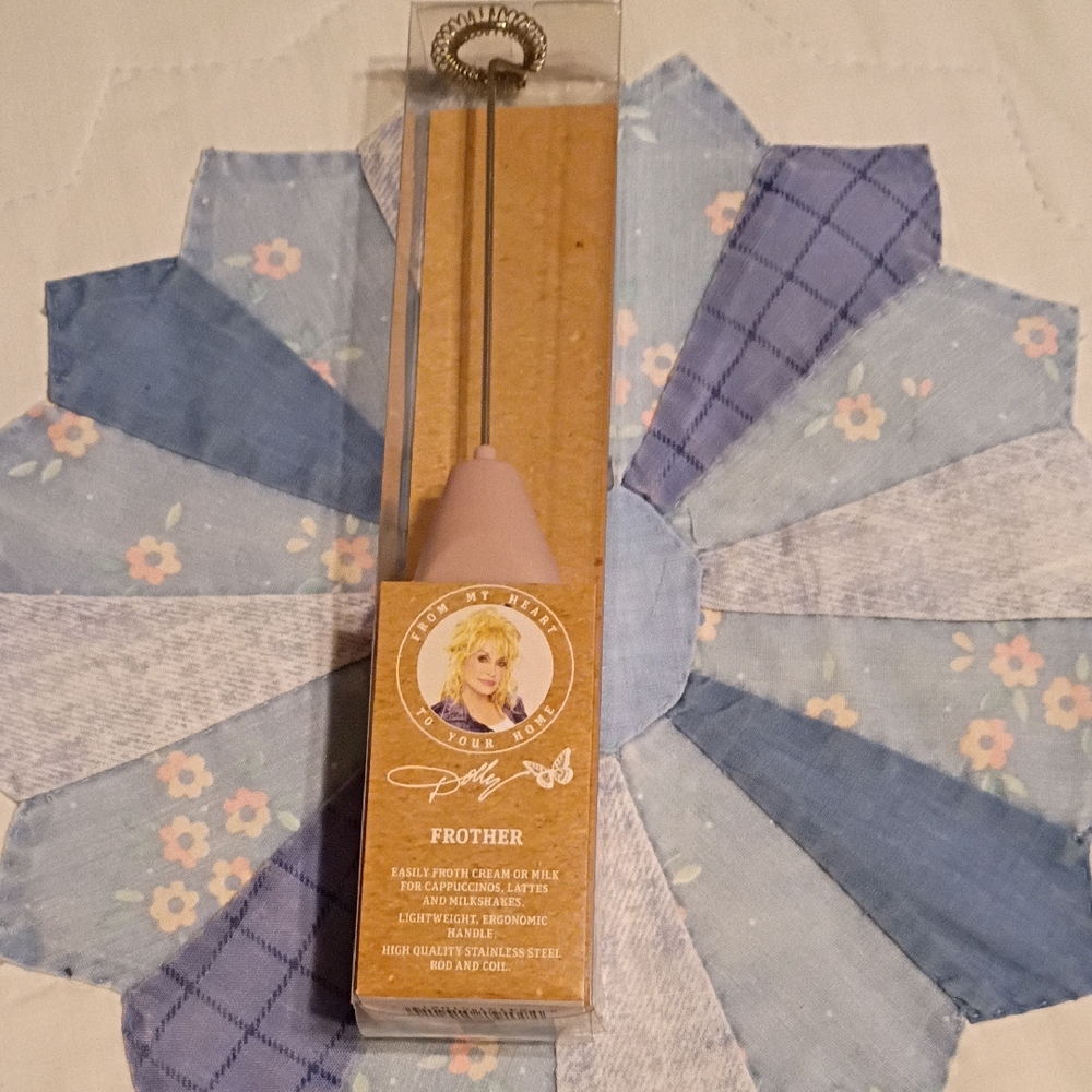 Dolly Parton Pink Milk Frother